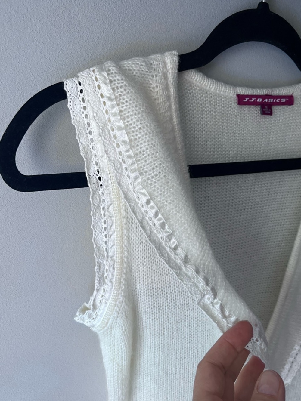 J. J. Basics Mohair Blend Cream Ruffle-Front Sleeveless Knit Vest Top S - Picture 3 of 9